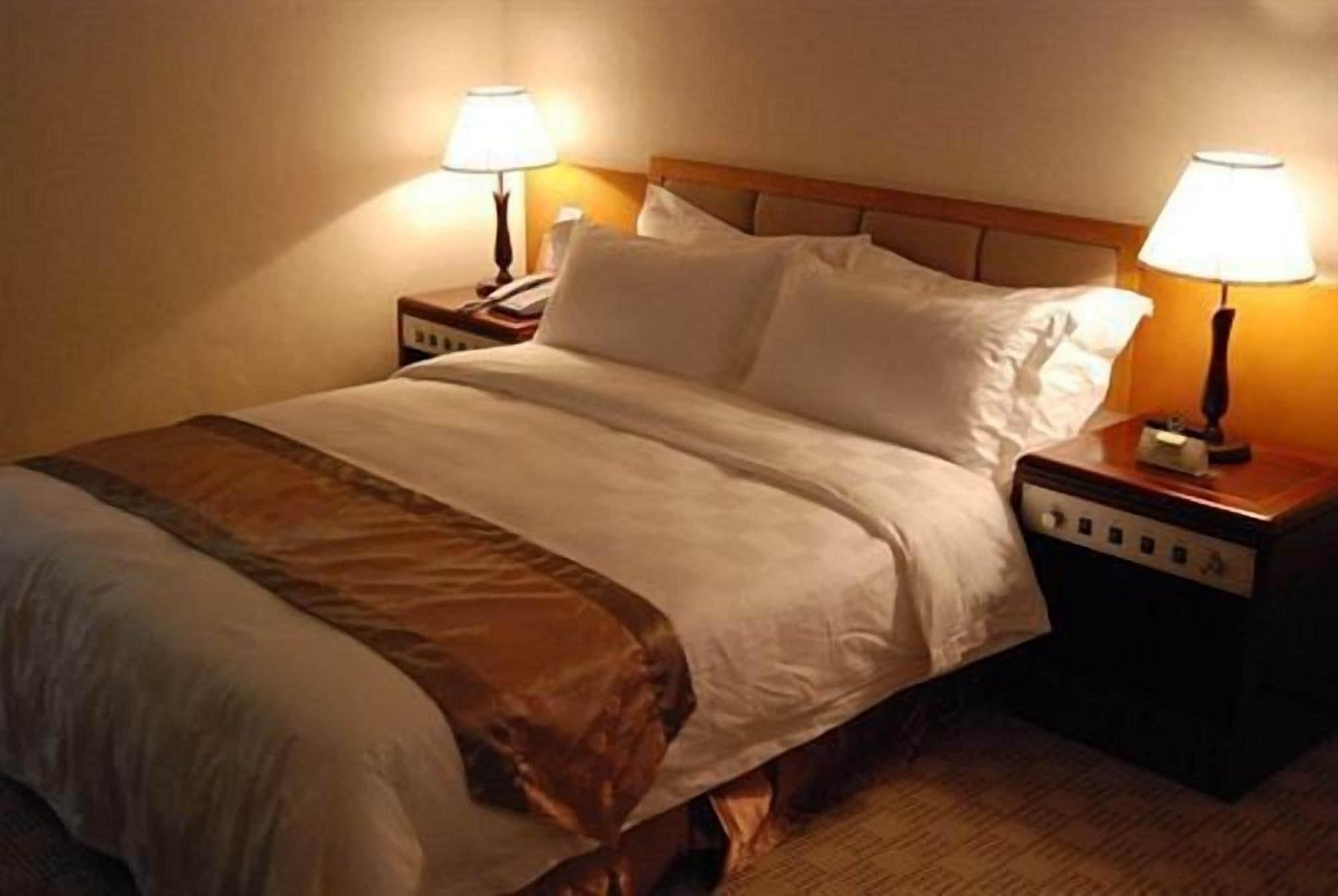 The Overseas Chinese Building Hotel Shenzhen Bagian luar foto